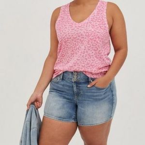 Torrid 5 inch Jegging Super Soft High Rise Jean Shorts Size 24